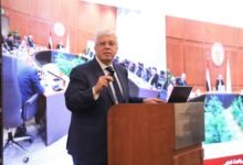 "د.أيمن عاشور" وزير التعليم العالي والبحث العلمي