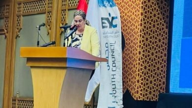 السفيرة "سامية بيبرس" الأمين العام للمجلس المصري للشباب