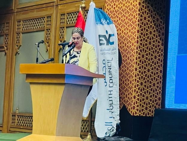 السفيرة "سامية بيبرس" الأمين العام للمجلس المصري للشباب