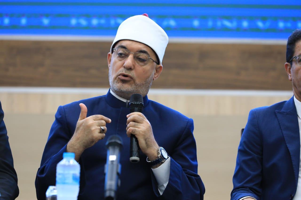 "أ.د.نظير محمد عياد" مفتى الجمهورية،رئيس الأمانة العامة لدور وهيئات الإفتاء في العالم