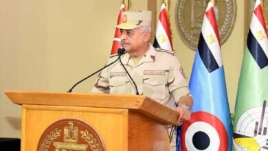 الفريق أول "عبدالمجيد صقر" القائد العام للقوات المسلحة وزير الدفاع والإنتاج الحربى