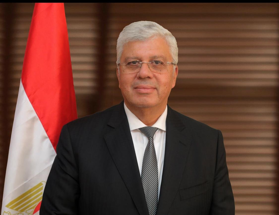 "د.أيمن عاشور" وزير التعليم العالي والبحث العلمي