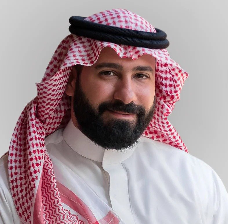 "مهند الكلش" نائب رئيس شركة Zoom لمنطقة الشرق الأوسط وتركيا وأفريقيا وباكستان