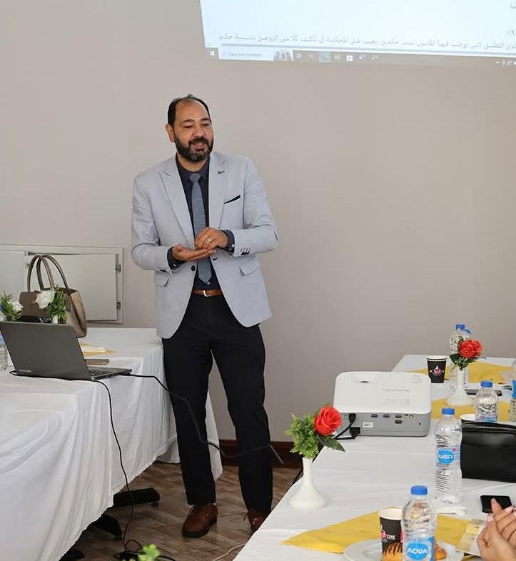 "عبد الفتاح يحيى" المحامي بالنقض وعضو اللجنة القانونية لصياغة القوانين بمؤسسة قضايا المرأة