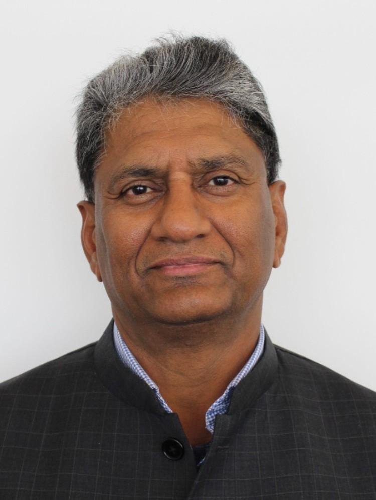 السفير الهندى بالقاهرة "سوريش كيه. ريدي"