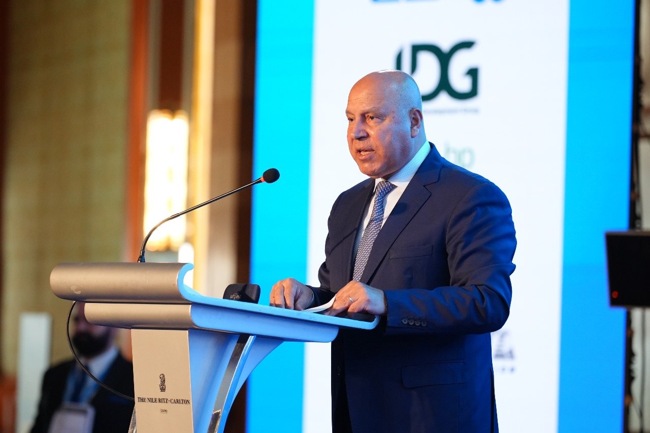 الفريق مهندس كامل الوزير نائب رئيس الوزراء لشئون التنمية الصناعية ووزير الصناعة والنقل