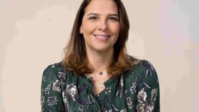 "جولي فان أونجيفالي" رئيس مجلس الإدارة والرئيس التنفيذي لشركة أوبيلا