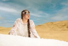 "إلينا تينجري" الفنانة البيئية السيبيرية