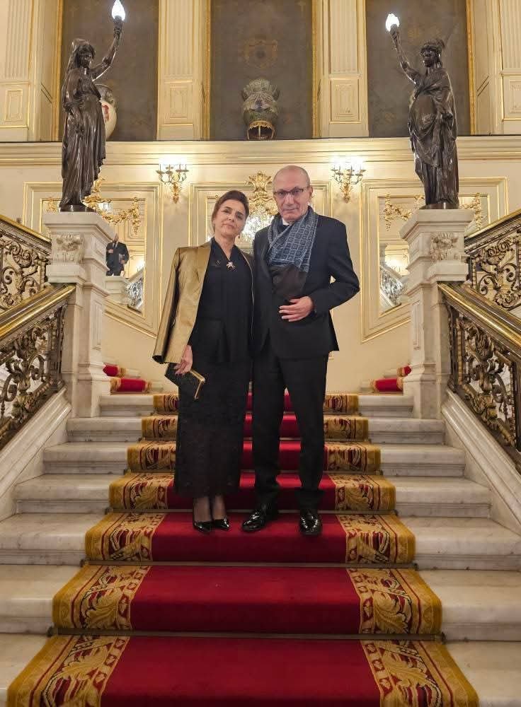 السفير التركي "صالح موطلو شن" بالقاهرة وحرمه أثناء حضورهما الحفل السنوي لتوزيع جوائز التكريم بقصر عابدين