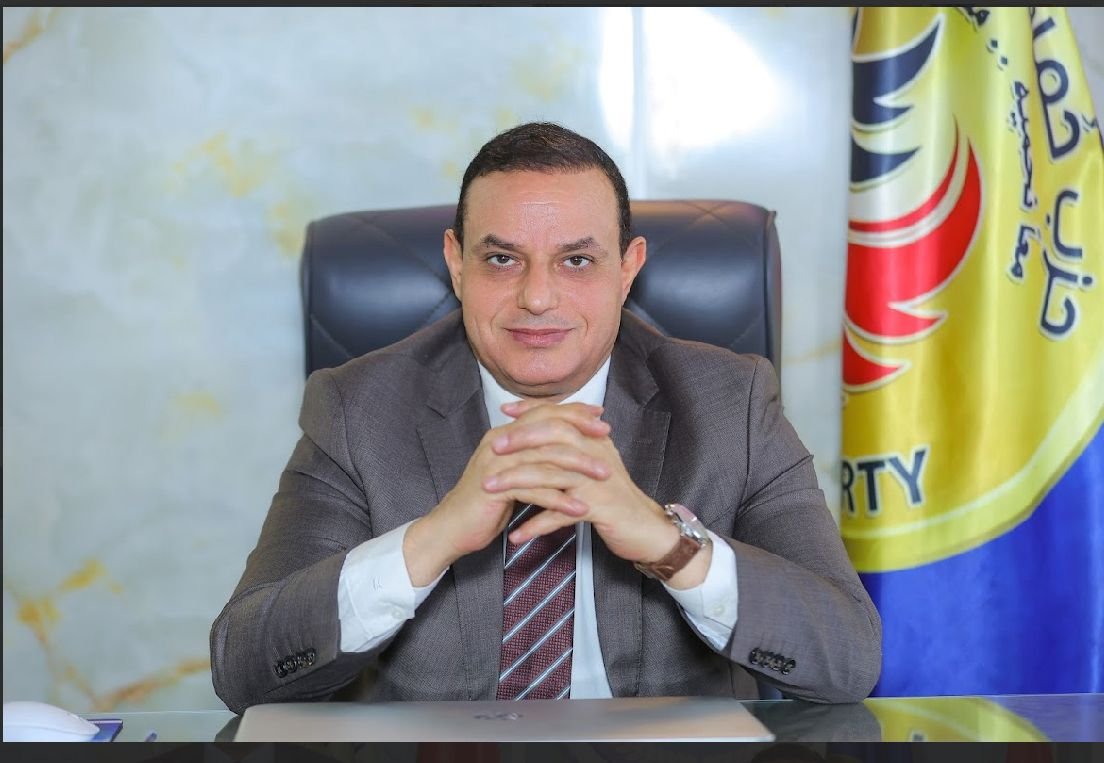 النائب "د.مختار همام" عضو مجلس النواب وأمين عام حزب حماة الوطن بسوهاج