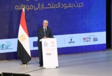 الدكتور أيمن عاشور وزير التعليم العالي والبحث العلمي