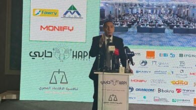 الدكتور إسلام عزام "رئيس البورصة المصرية"