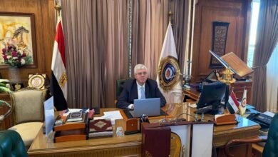 الدكتور أيمن عاشور وزير التعليم العالي والبحث العلمي