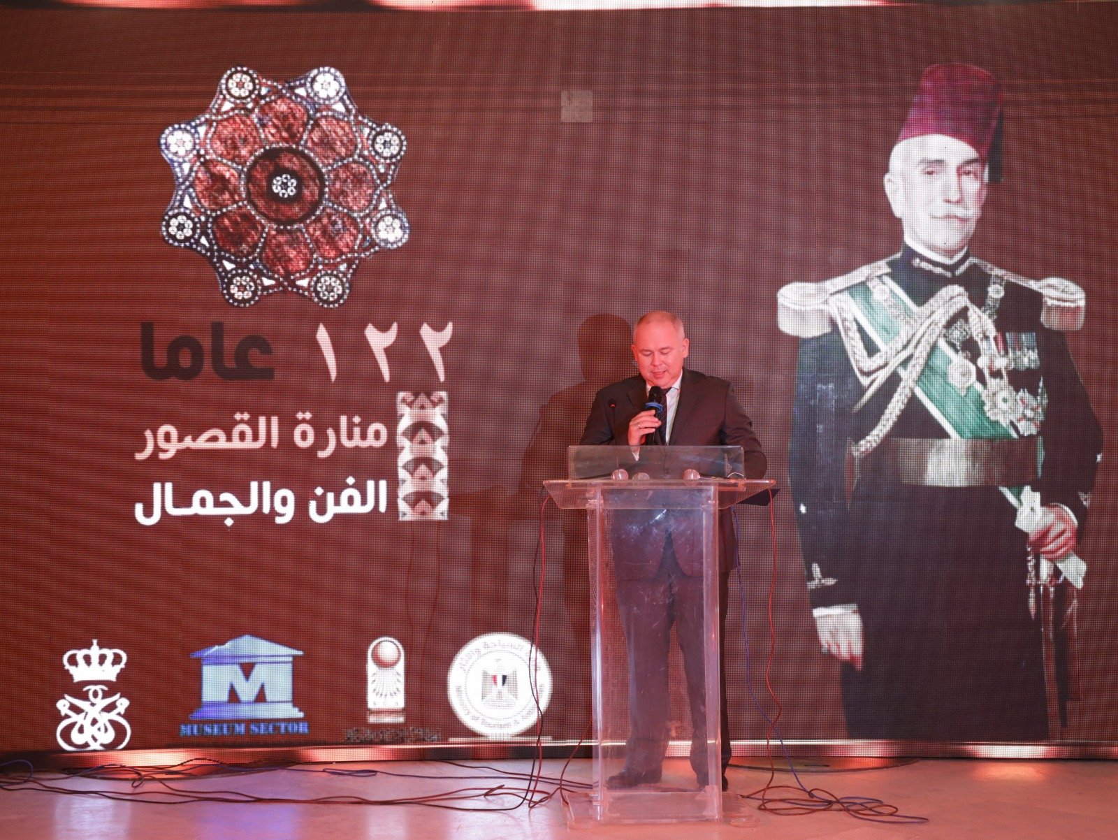 "د.فاديم زايتشيكوف" مدير المراكز الثقافية الروسية في مصر