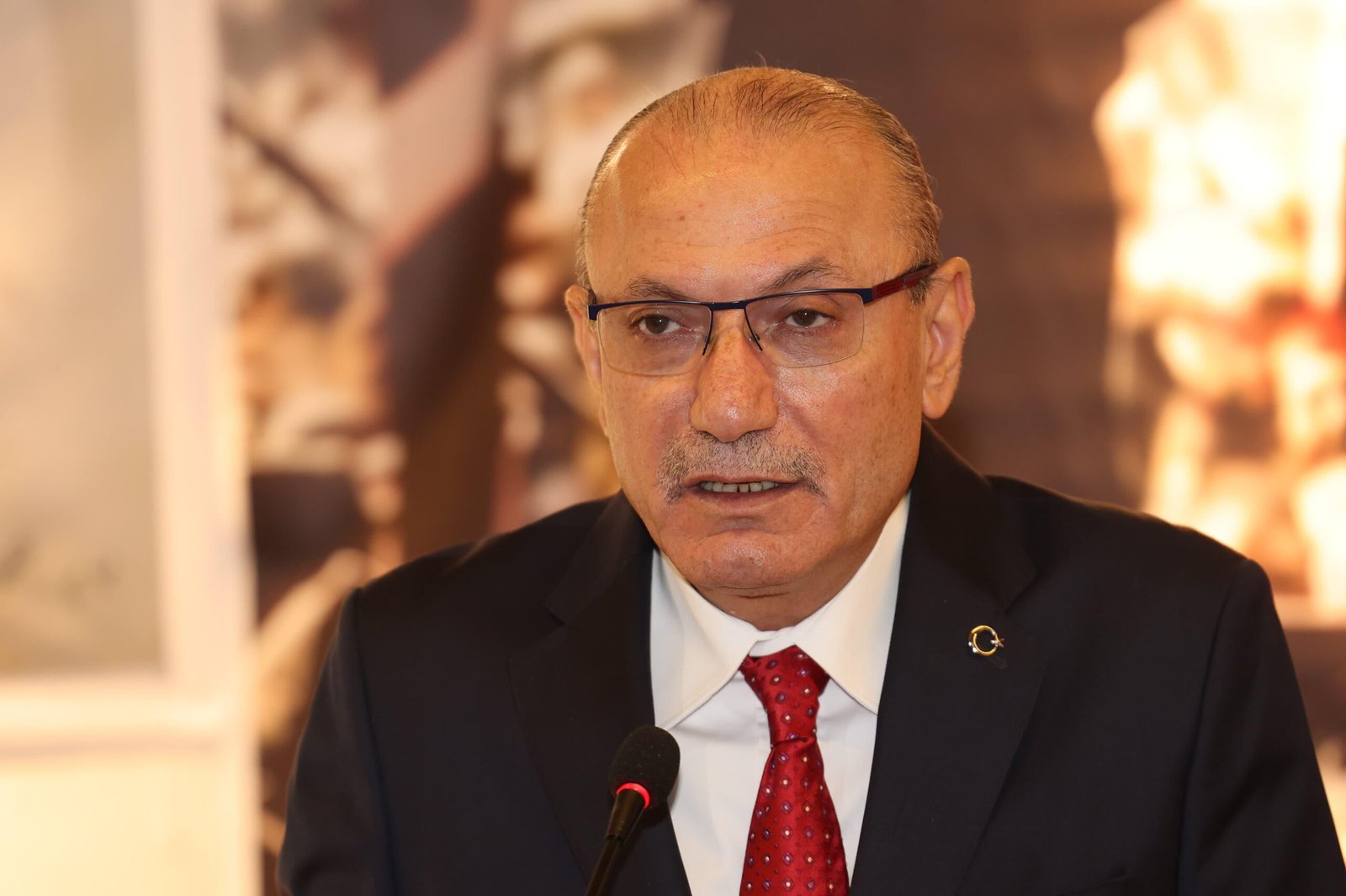 السفير التركي "صالح موطلو شن" بالقاهرة