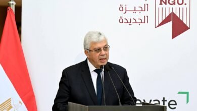 الدكتور محمد أيمن عاشور وزير التعليم العالي والبحث العلمي، رئيس المجلس الأعلى للمستشفيات الجامعية