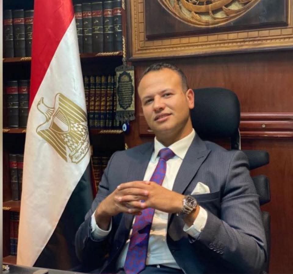 المحامى "مهاب محمد عثمان" والمستشار القانوني للنادي الأهلي