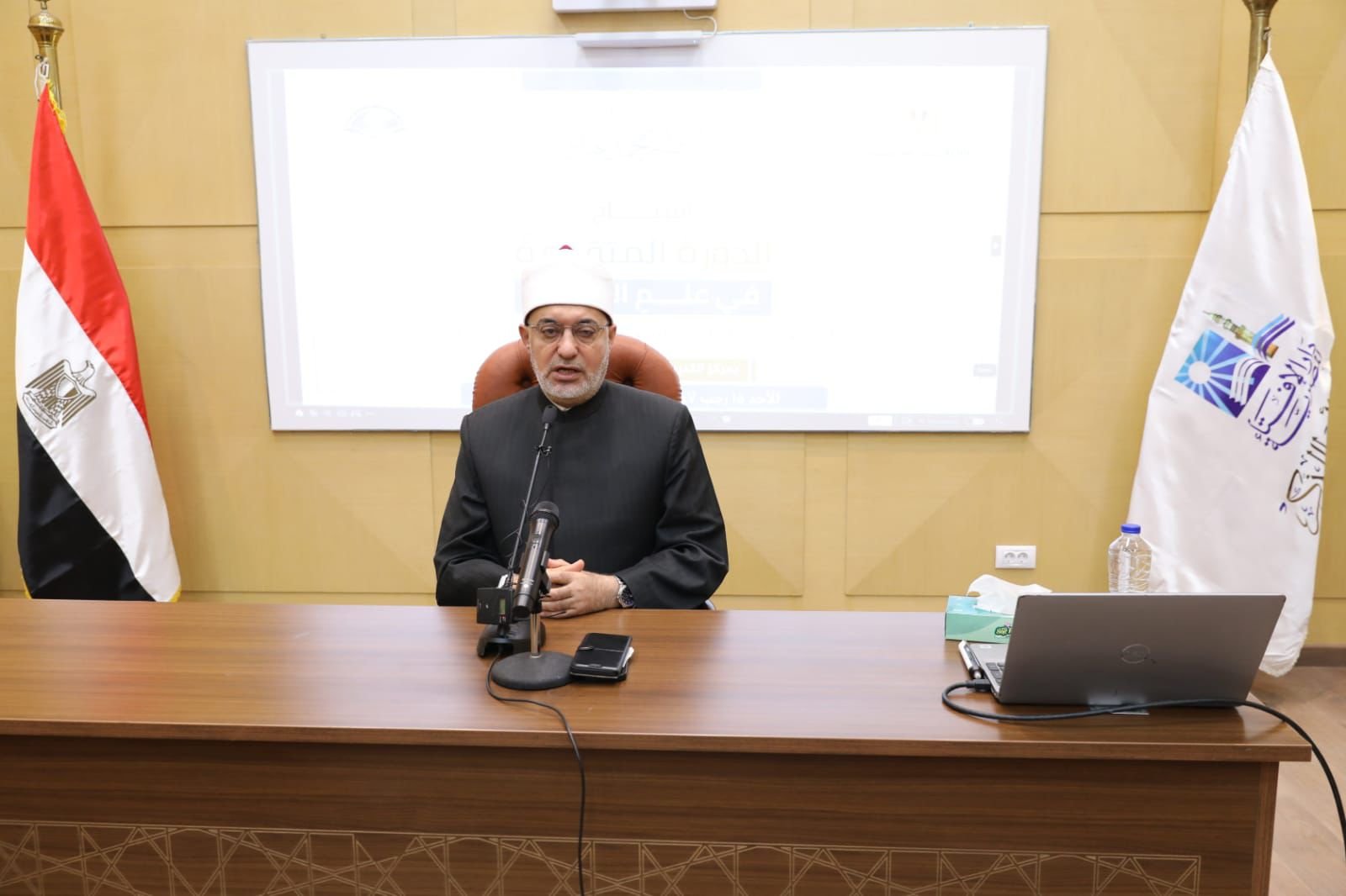 "أ.د.نظير محمد عياد" مفتي الجمهورية رئيس الأمانة العامة لدُور وهيئات الإفتاء في العالم