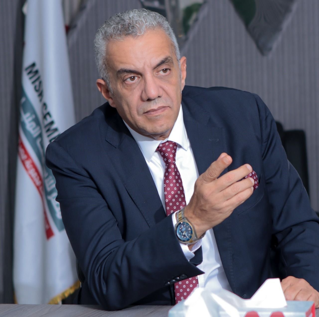 "حسن جبري" رئيس شعبة صناعة الأسمنت باتحاد الصناعات المصرية