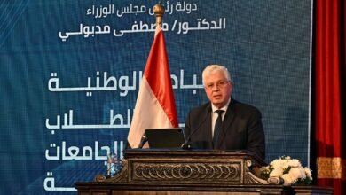 .أيمن عاشور وزير التعليم العالي والبحث العلمي