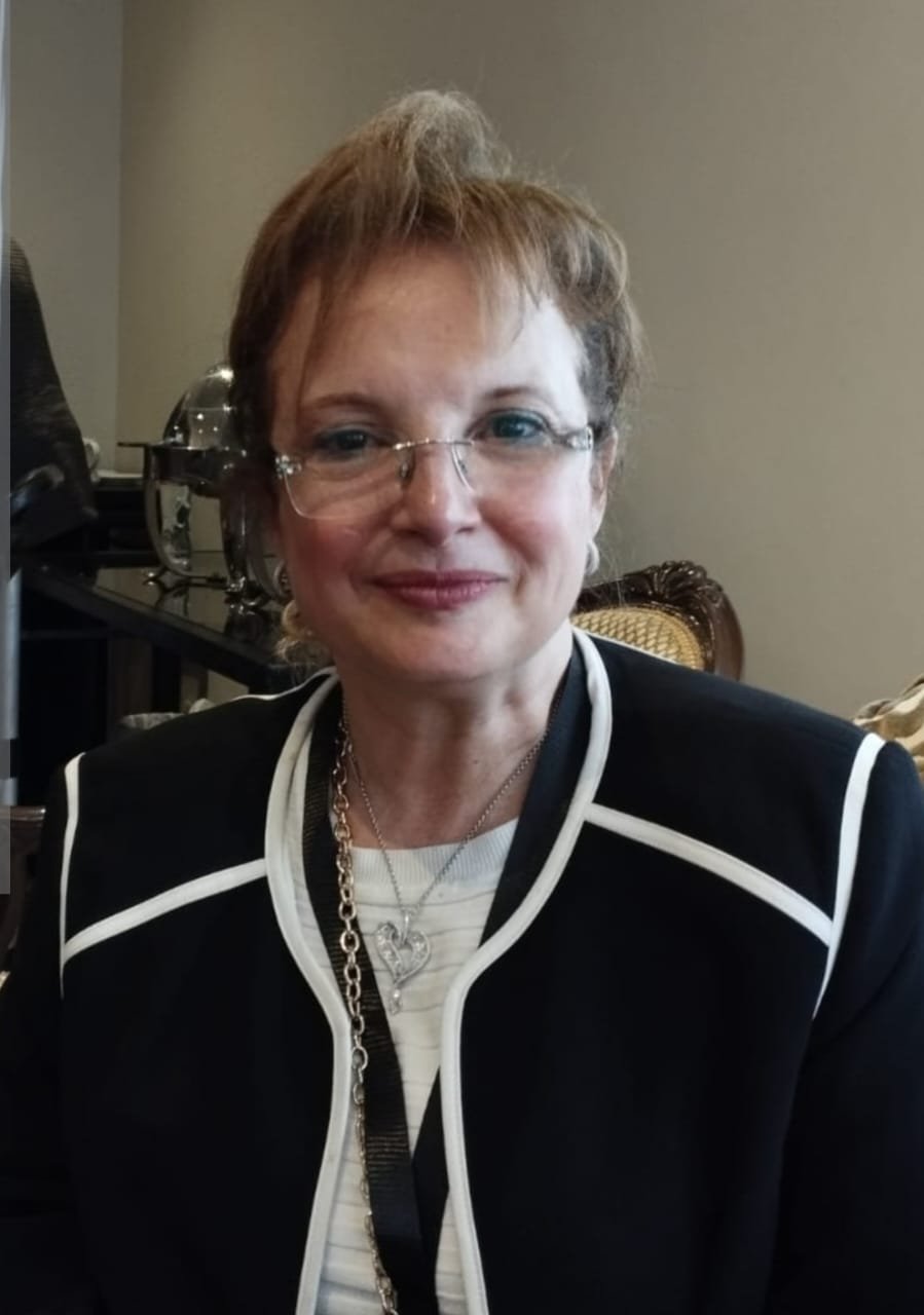 "أ.د.سونيا الصعيدي" أستاذ قلب الأطفال بمستشفي أبو الريش