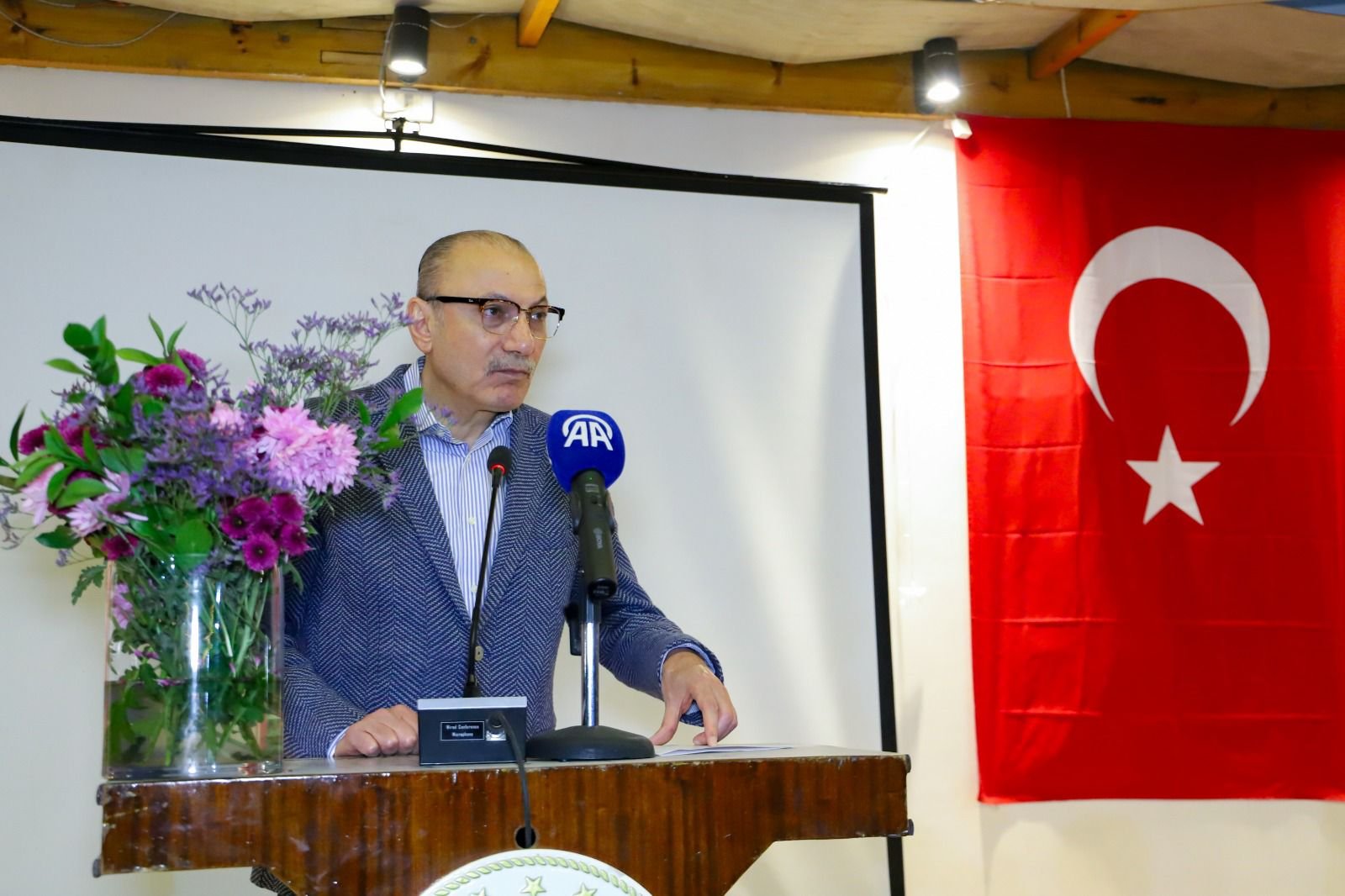 "صالح موطلو شن" سفير تركيا بالقاهرة