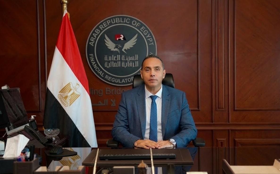 "د.إسلام عزام" رئيس الهيئة العامة للرقابة المالية