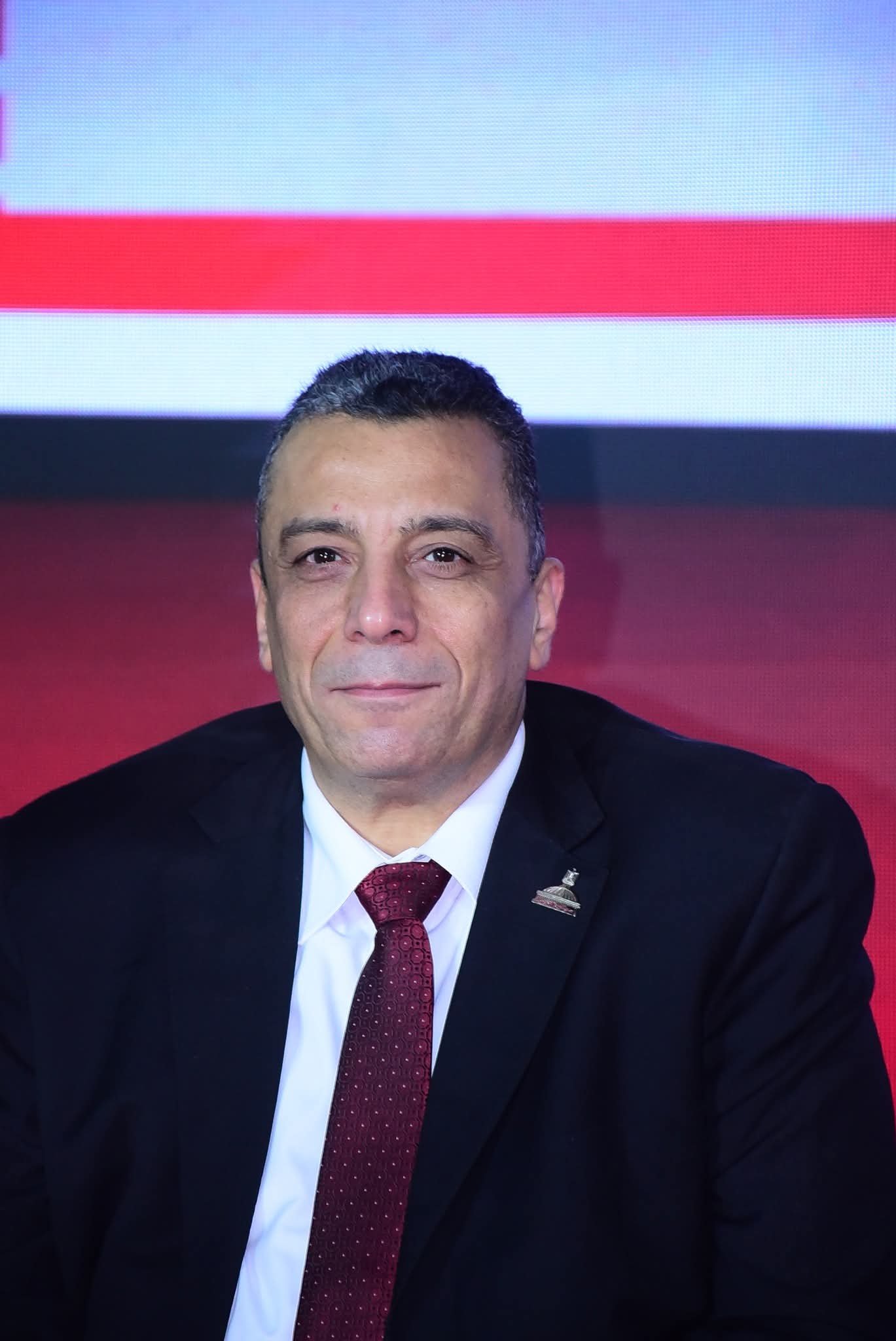 النائب "هاني حليم" عضو اللجنة الاقتصادية والمالية والاستثمار بمجلس الشيوخ