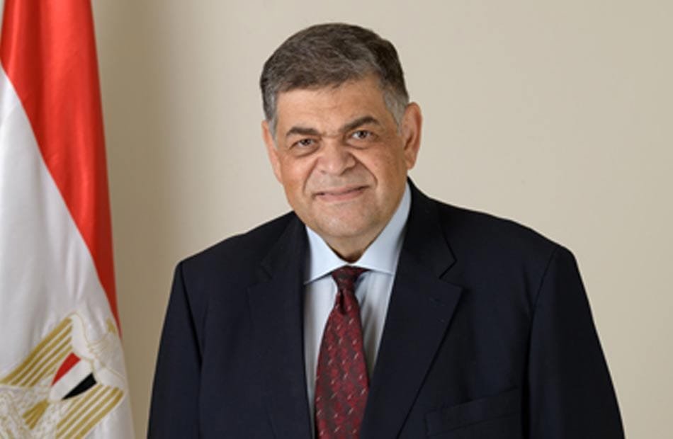 "د.أشرف حاتم"