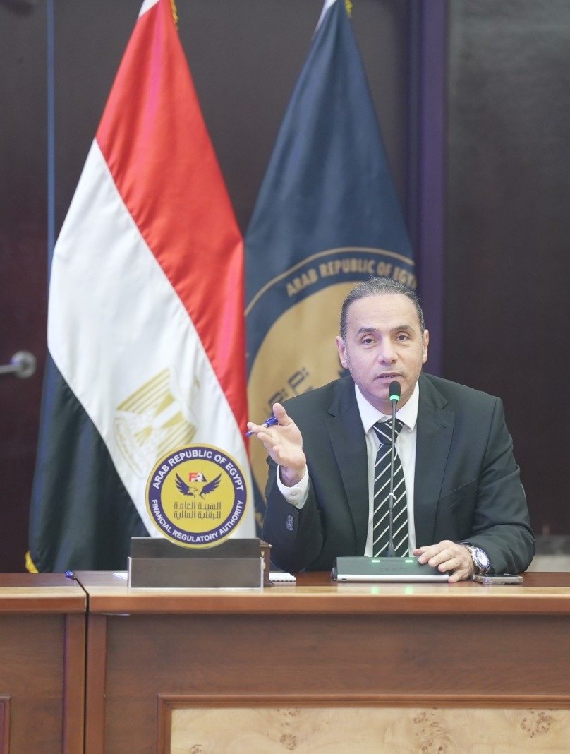 "د.إسلام عزام" رئيس مجلس إدارة الهيئة العامة للرقابة المالية