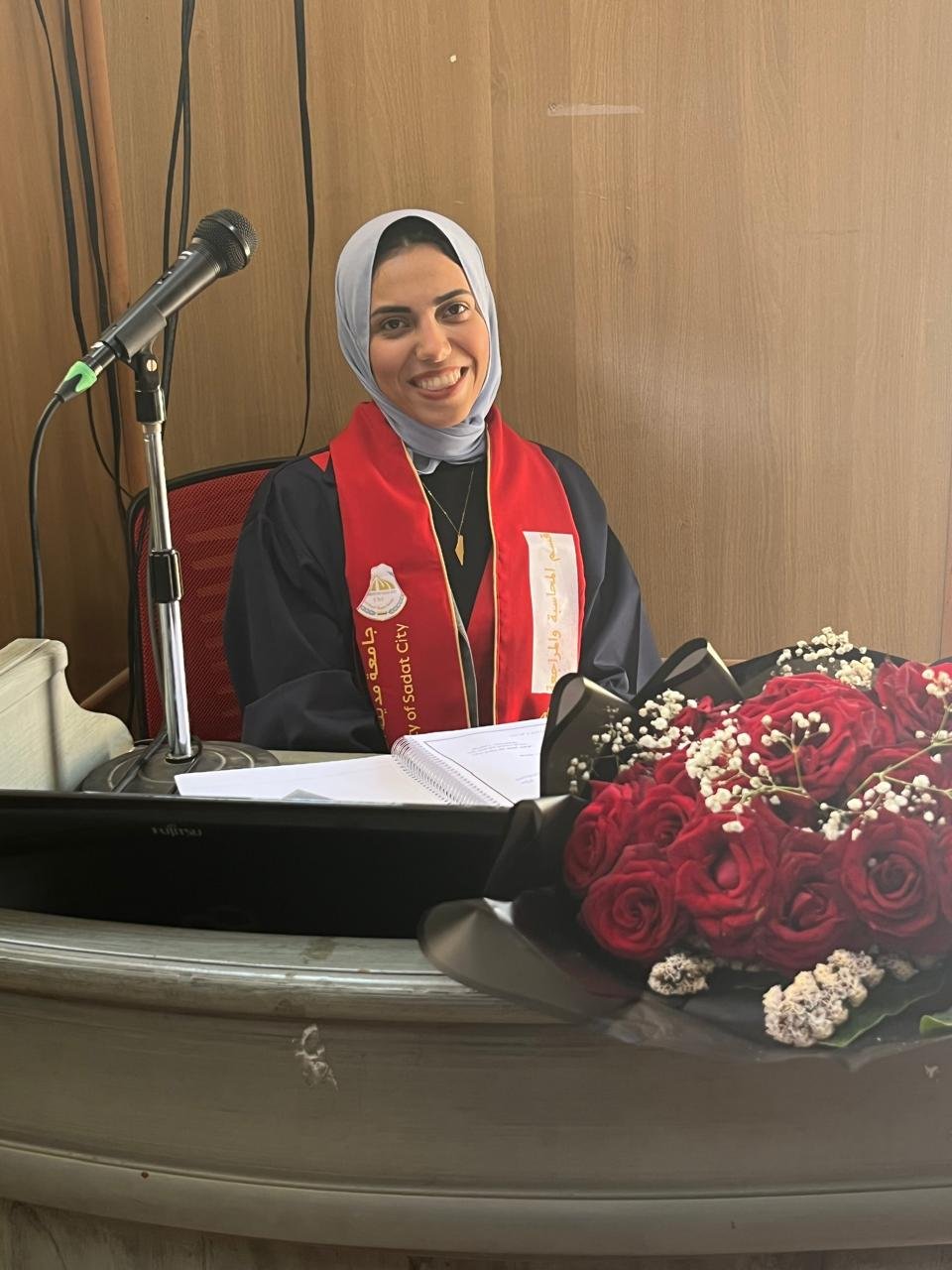 "يمنى ناصر" المعيدة بالمعهد العالي للدراسات النوعية بالهرم