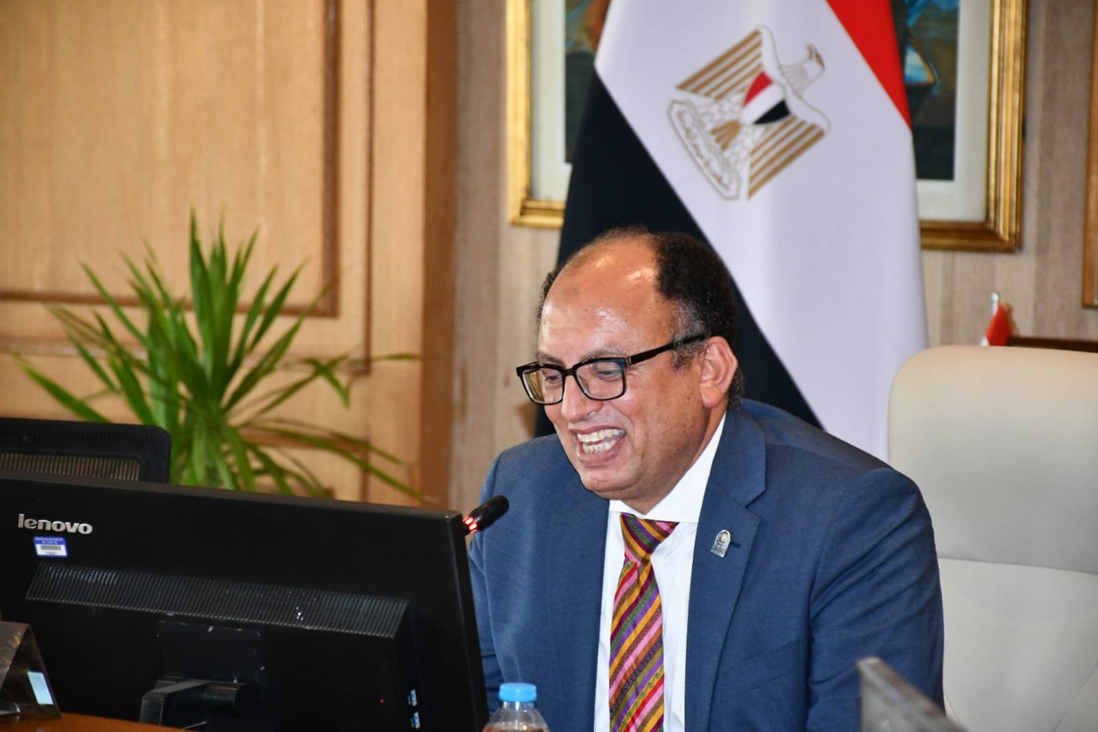 الدكتور السيد قنديل رئيس جامعة العاصمة