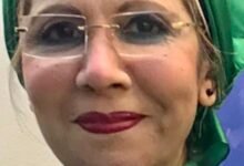 الفنانة الدكتورة سهير عثمان