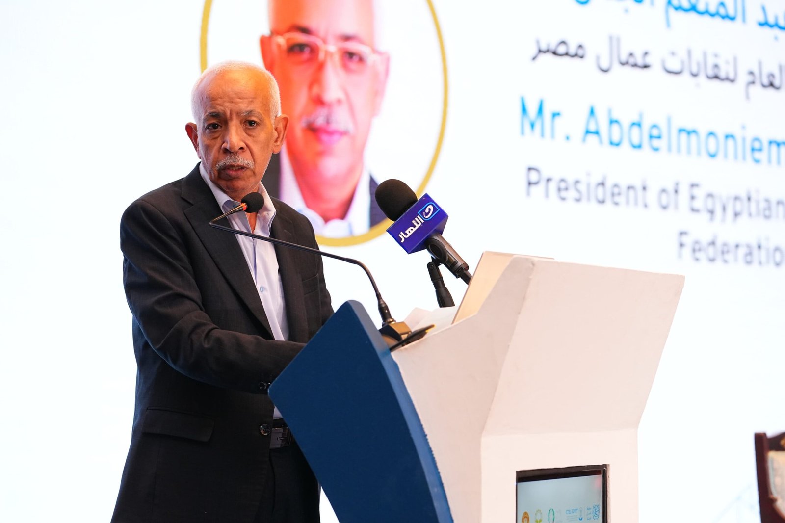 "عبد المنعم الجمل" رئيس الاتحاد العام لنقابات عمال مصر