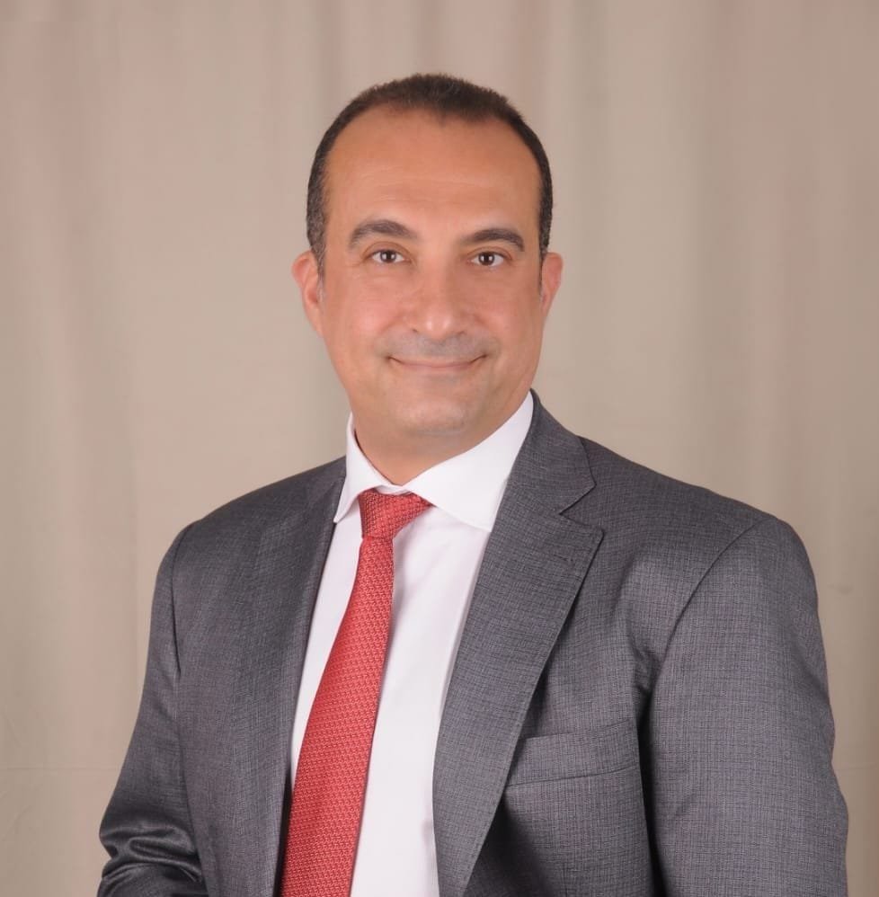 "نديم سمنة" خبير الاستثمار والاستراتيجيات الصناعية وعضو الجمعية المصرية للاستثمار المباشر ورأس المال المخاطر