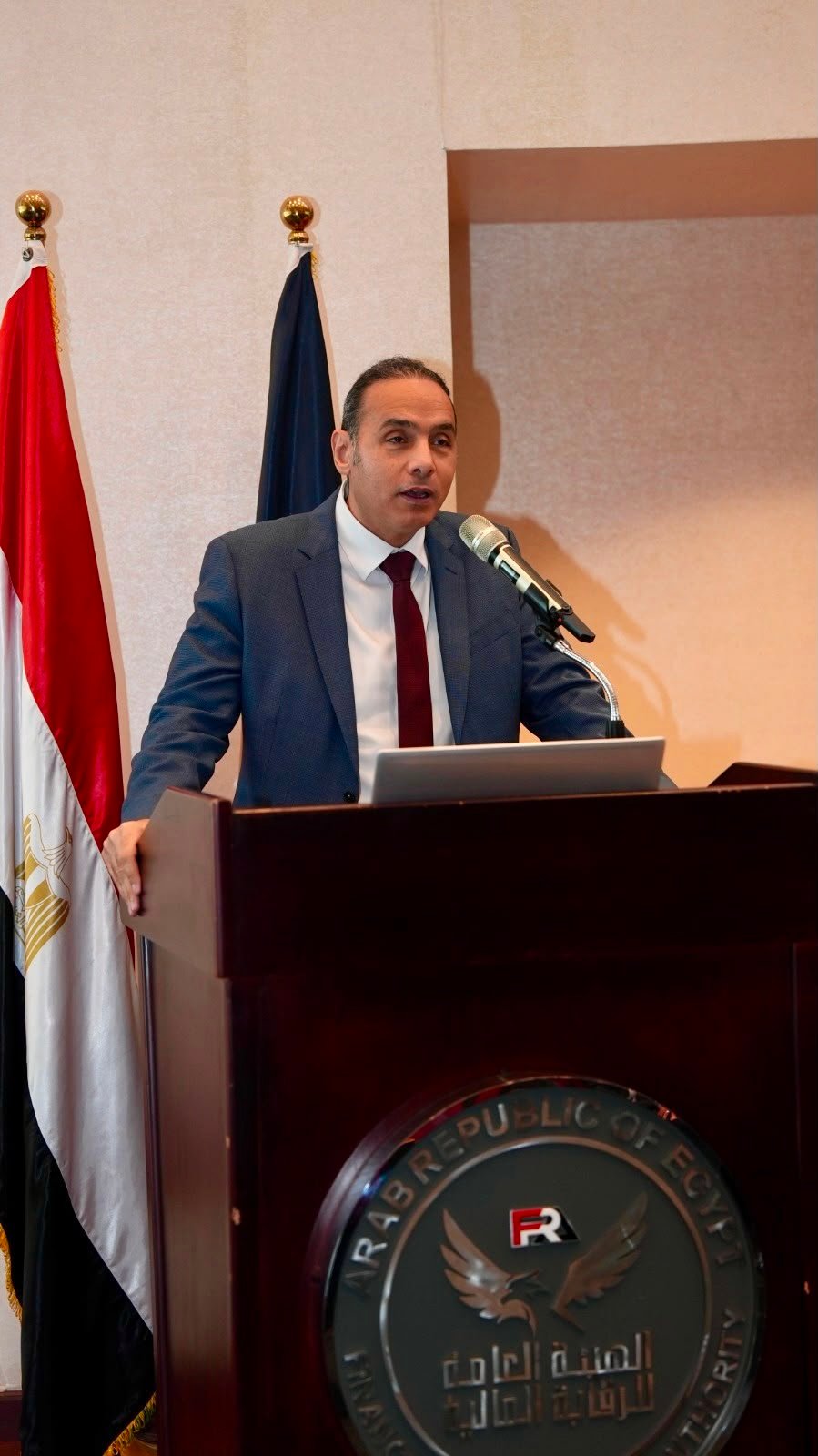 "د.إسلام عزام" رئيس الهيئة العامة للرقابة المالية