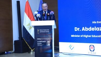 "د.عبد العزيز قنصوة" وزير التعليم العالي والبحث العلمي والقائم بعمل وزير الثقافة