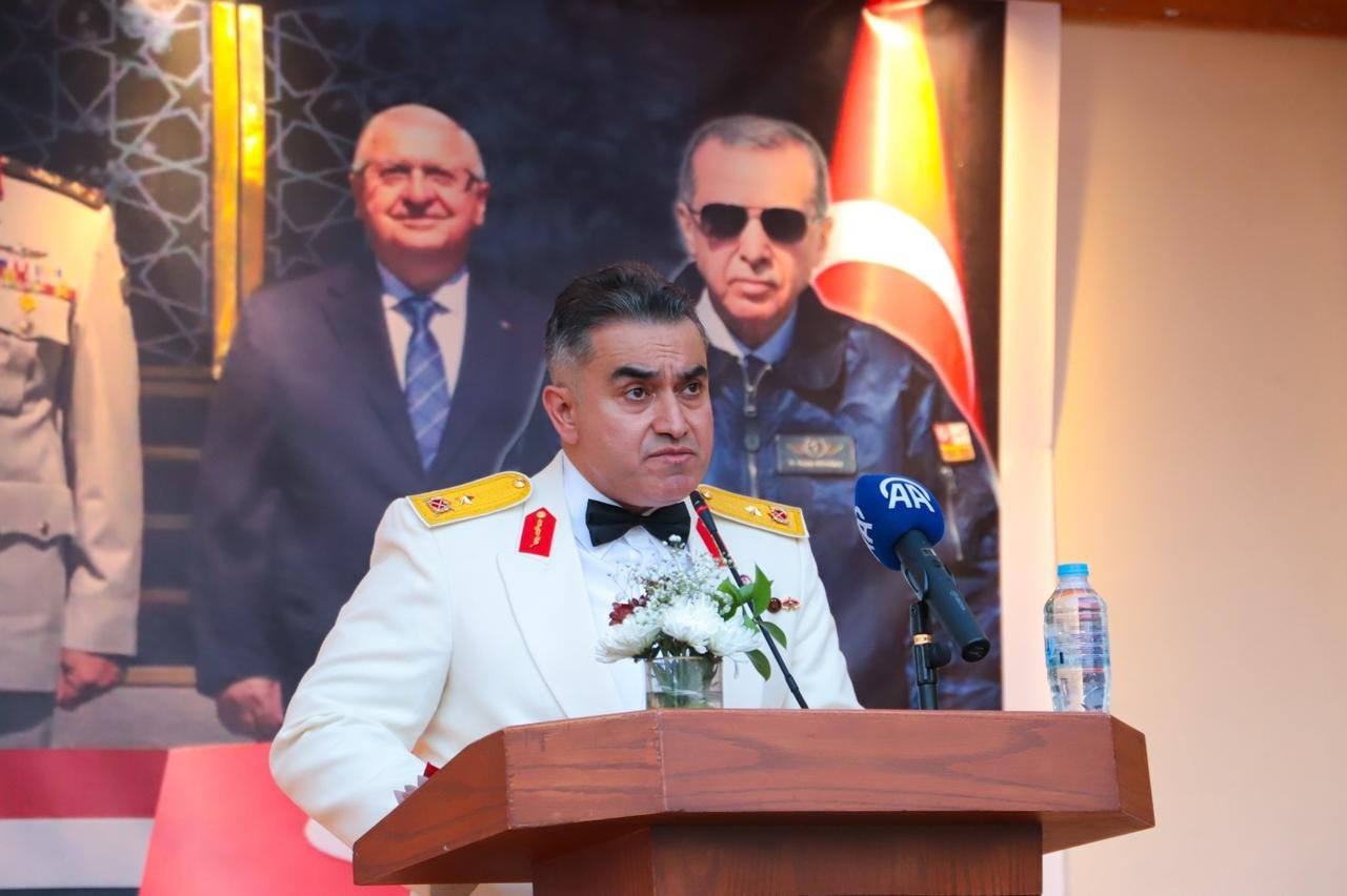 الملحق العسكري لسفارة تركيا في القاهرة العميد "طاهر أنجين بيلجين"