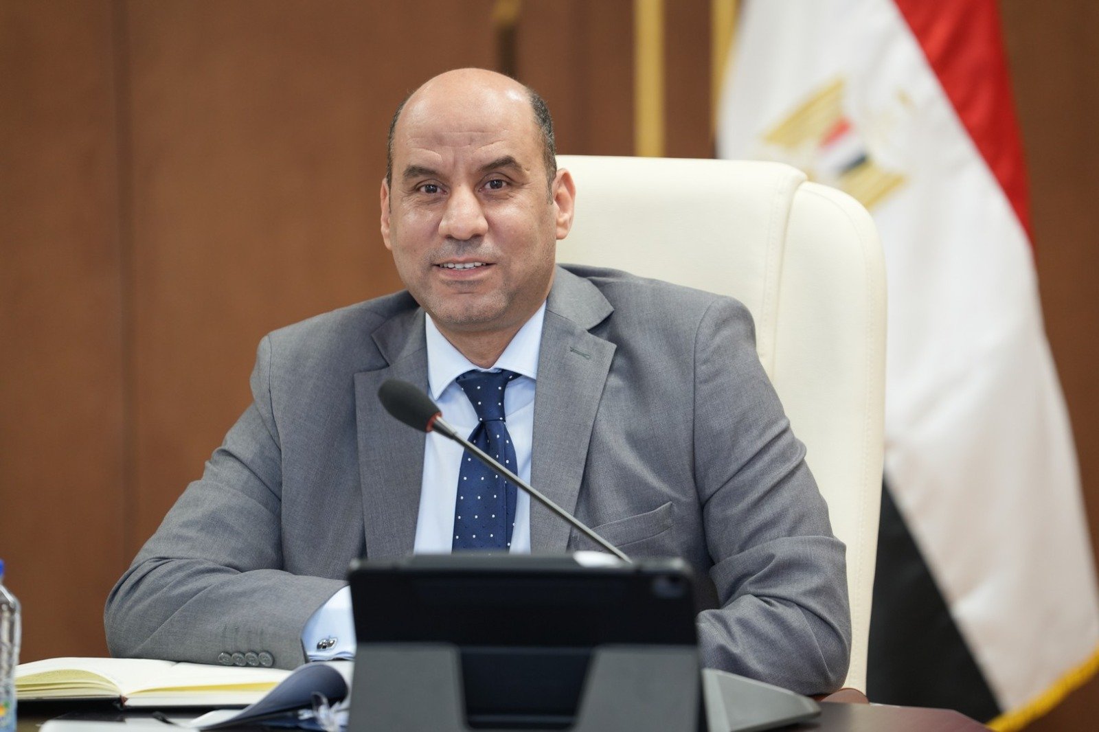 "حسن رداد" وزير العمل