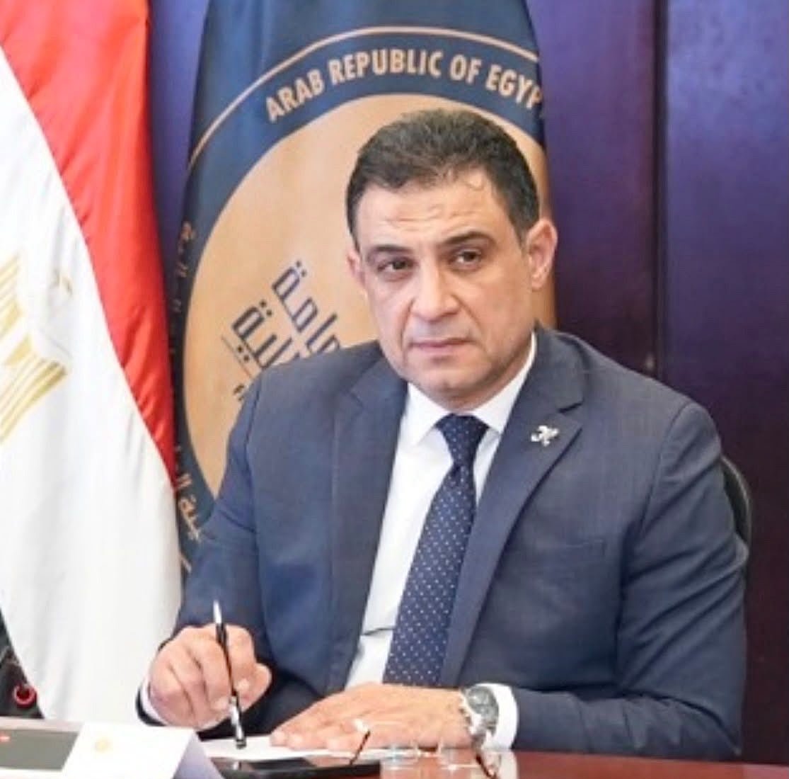 "حمدي بدوي" مساعد رئيس الهيئة العامة للرقابة المالية