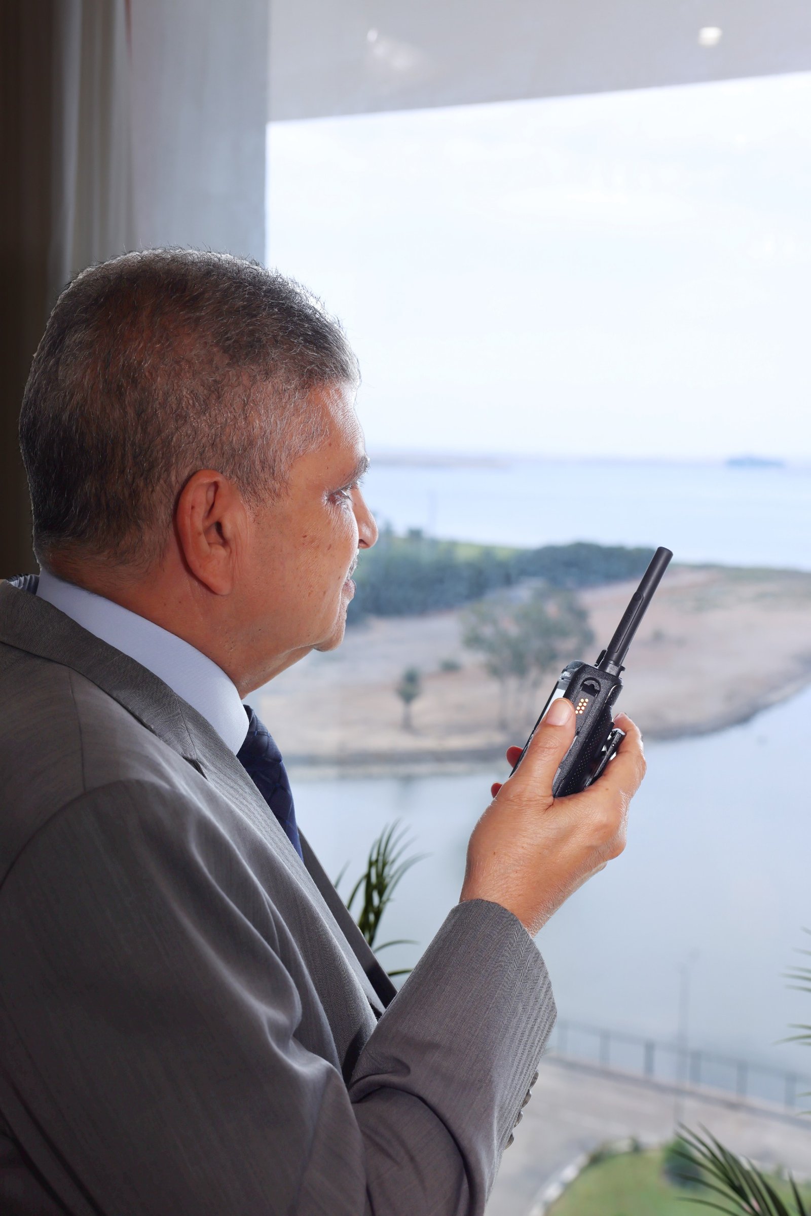 الفريق "أسامة ربيع" رئيس هيئة قناة السويس